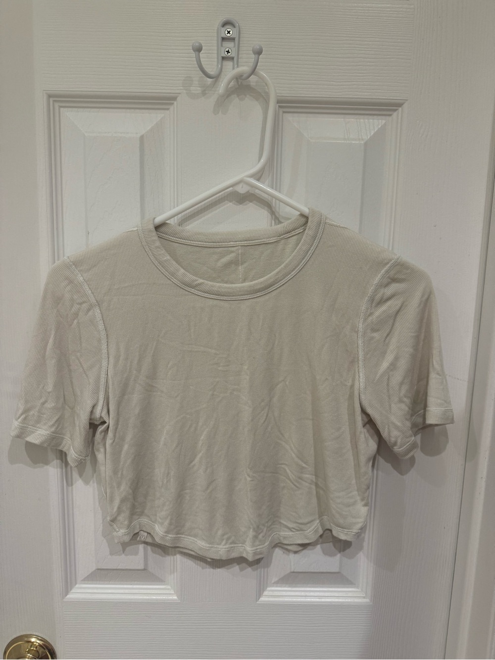 lululemon athletica Cream Cropped Crew Tee